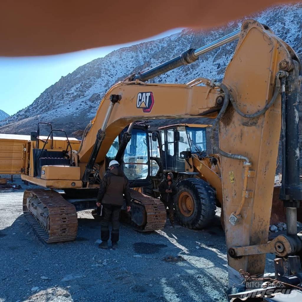 CAT 330GC Crawler excavators