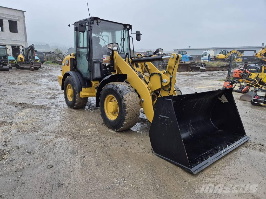 CAT 906M Wheel loaders