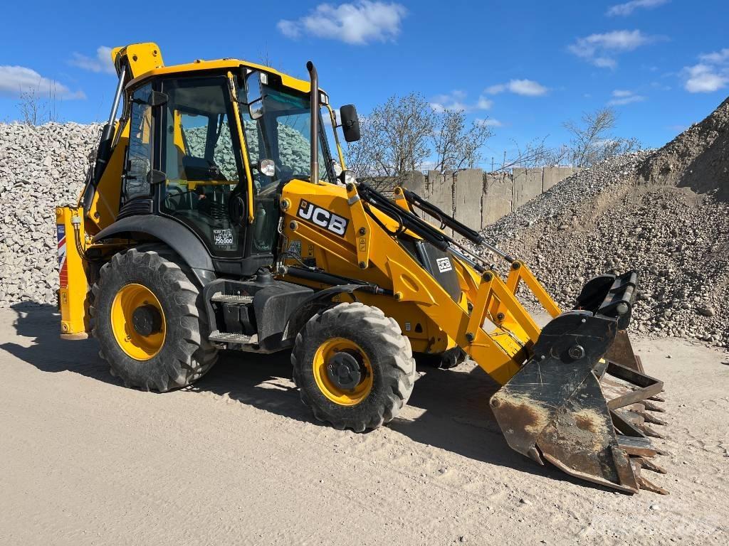 JCB 3 CX Backhoe loaders
