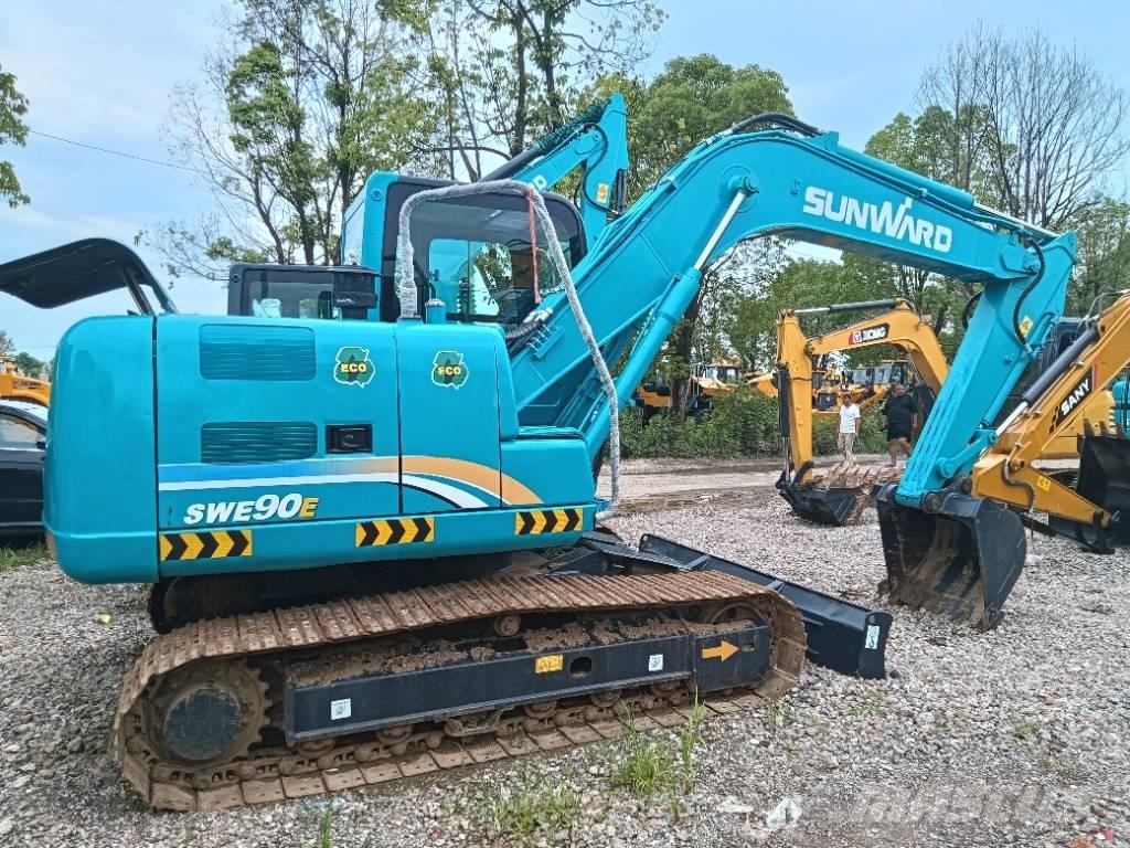 Sunward SWE 90 Midi excavators  7t - 12t