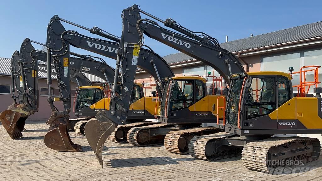 Volvo EC 220 E Crawler excavators