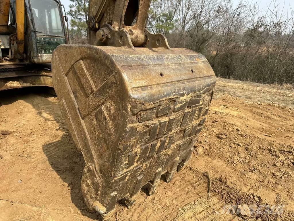 Hyundai 305LC-7 Crawler excavators