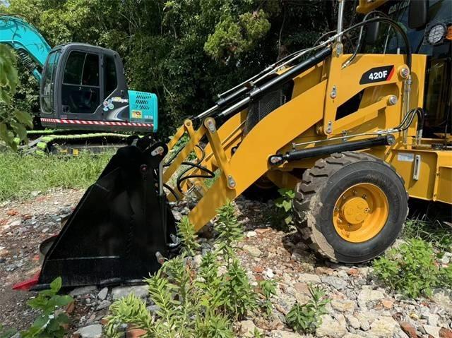 CAT 420 F Backhoe loaders
