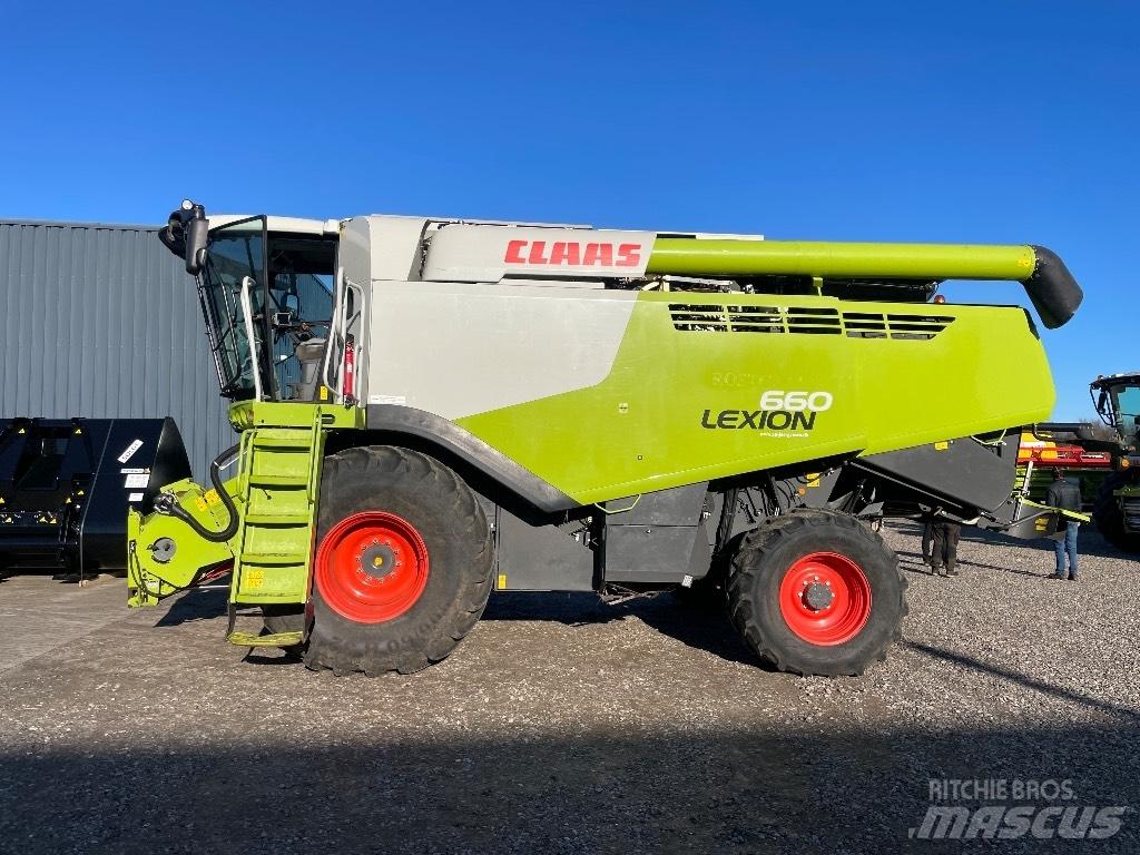 CLAAS Lexion 660 Combine harvesters