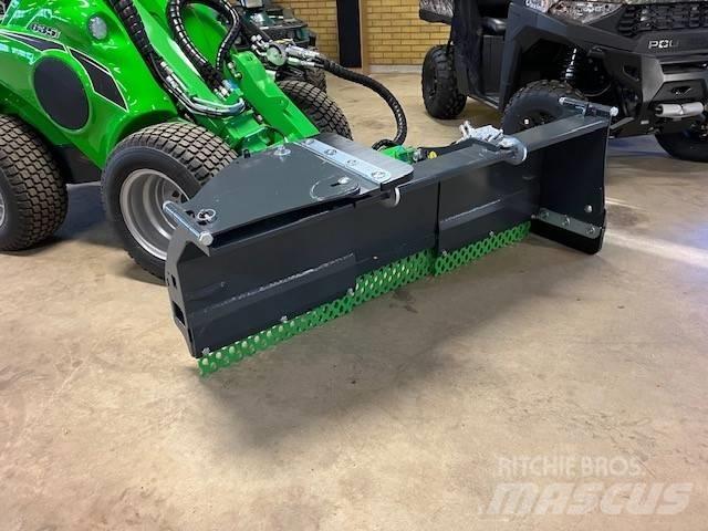 Avant Zoom2350 Snow groomers