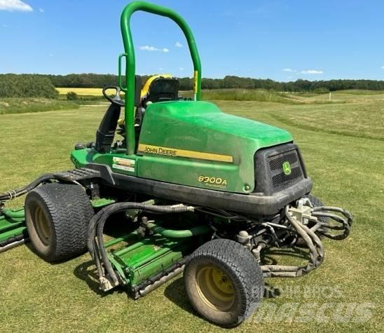 John Deere 8900A Riding mowers