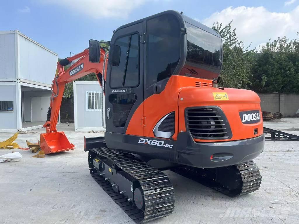 Doosan DX 60-9 C Midi excavators  7t - 12t