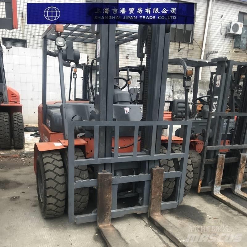Heli 50 Diesel trucks