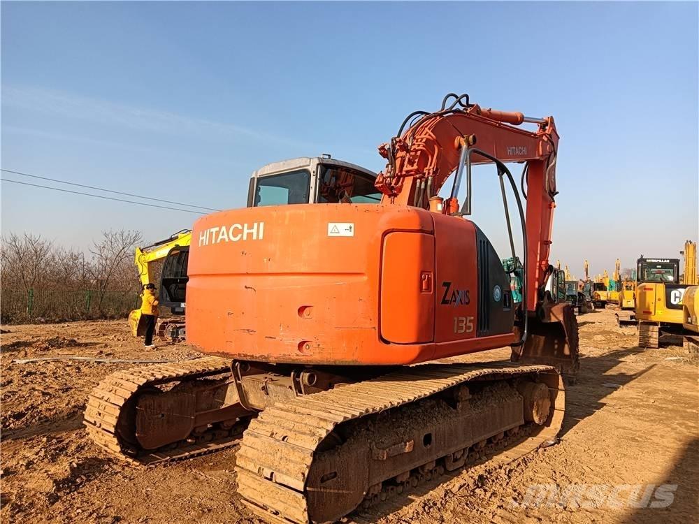 Hitachi ZX135US Crawler excavators