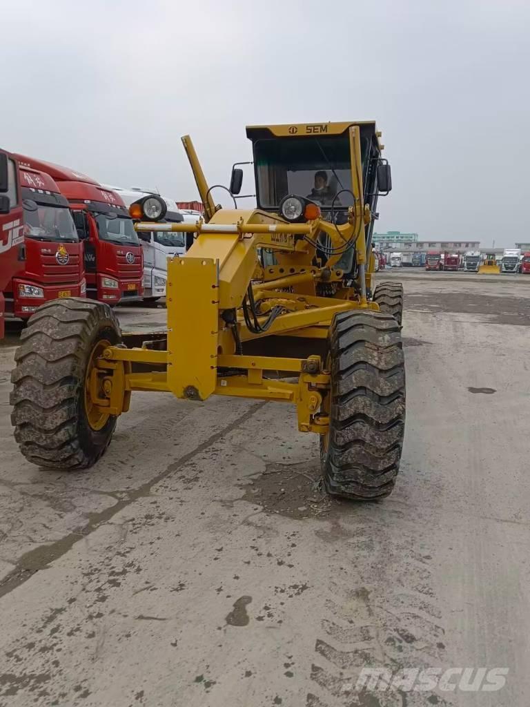 SEM 919 Graders
