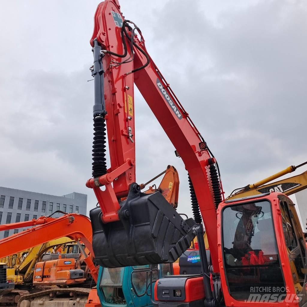 Doosan DH 150 Crawler excavators