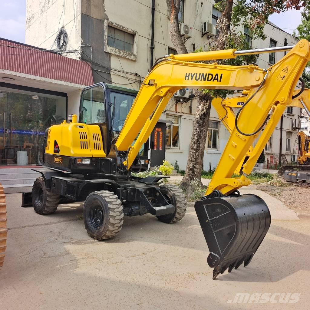 Hyundai 60 W-7 Wheeled excavators