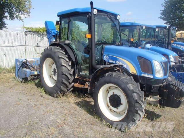New Holland T 4040 Tractors