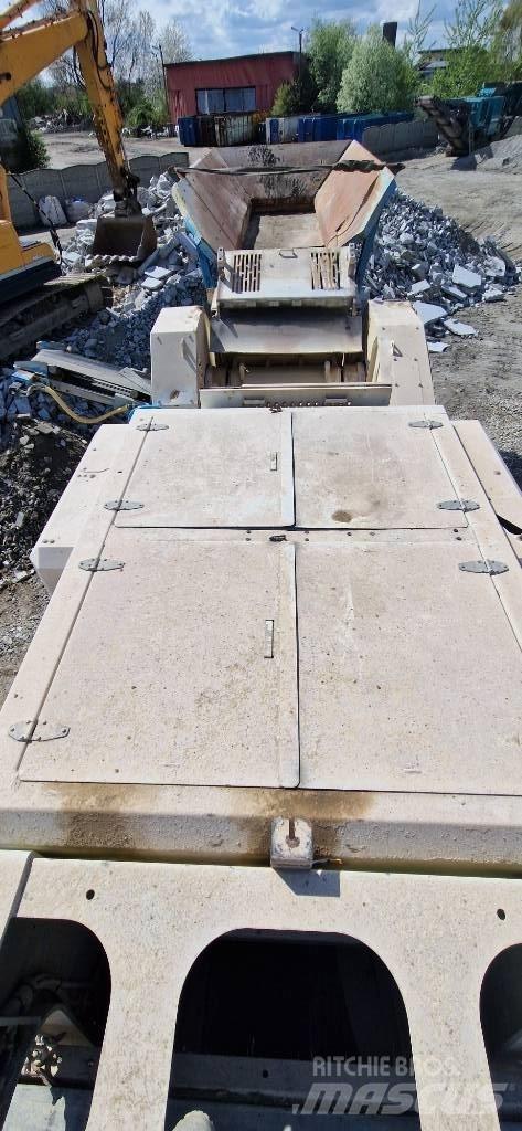 McCloskey J45 Mobile crushers