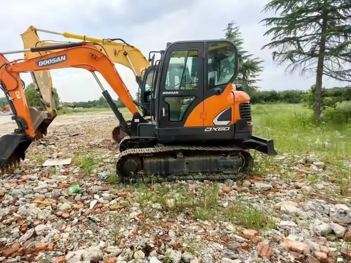 Doosan DX 60 Crawler excavators