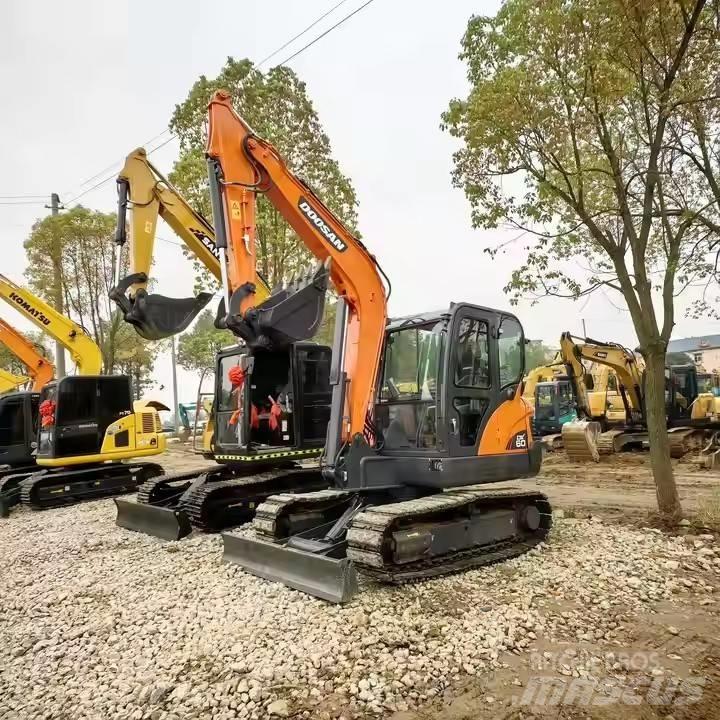 Doosan DX 60 Crawler excavators
