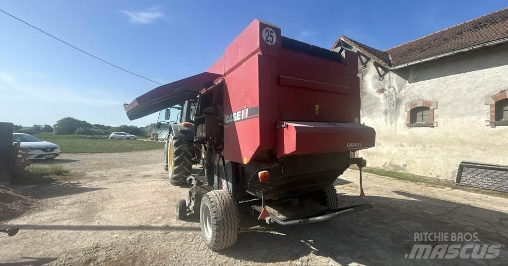 Case IH RB 464 Round balers