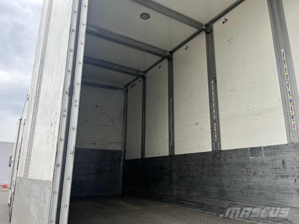 Ekeri X Box body trailers