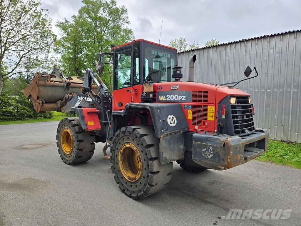 Komatsu WA200PZ-6 Wheel loaders