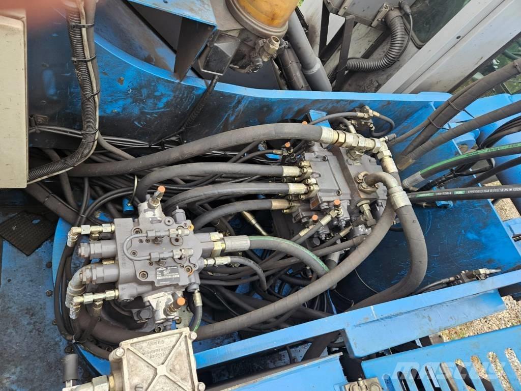 Fuchs MHL 340 Waste / industry handlers
