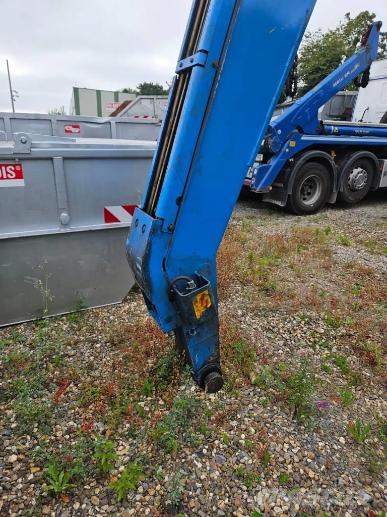 Fuchs MHL 340 Waste / industry handlers