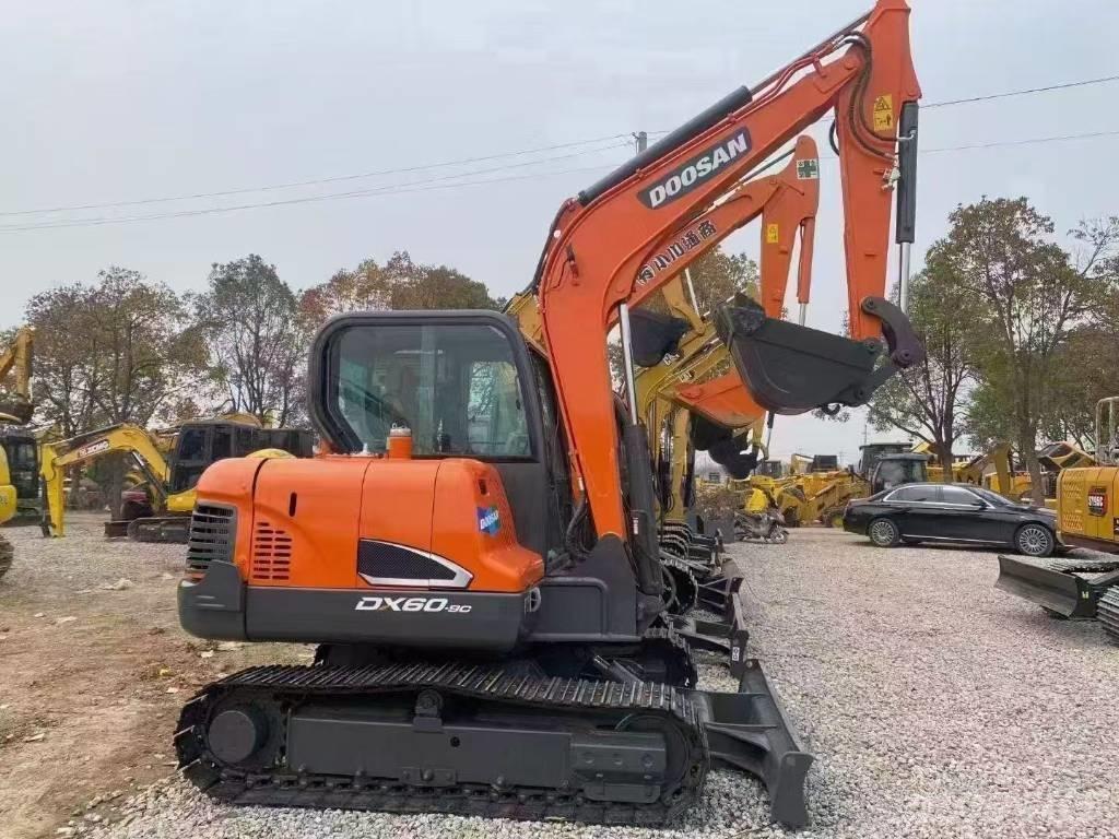 Doosan DX 60 Crawler excavators