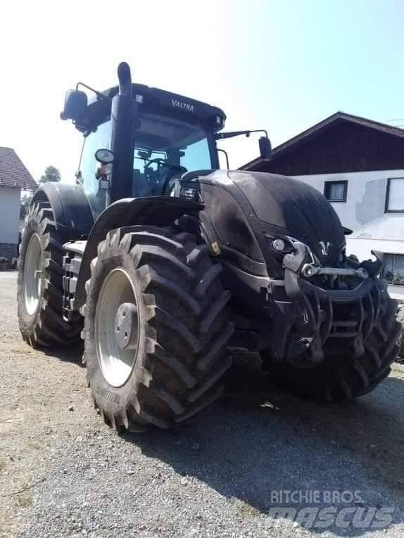 Valtra S 374 Tractors