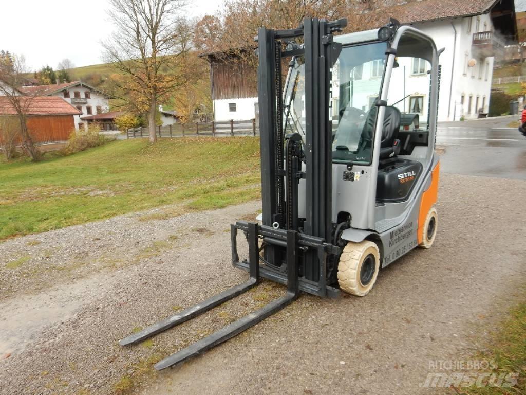 Still RX 70-16 LPG trucks