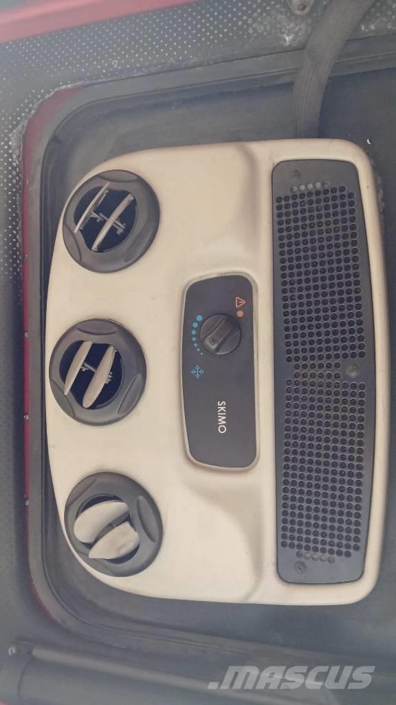 Valmar VS80 Sideloaders