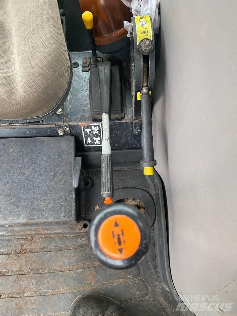 CASE JX 95 Tractors