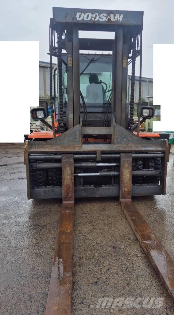 Doosan D 160 S-5 Diesel trucks