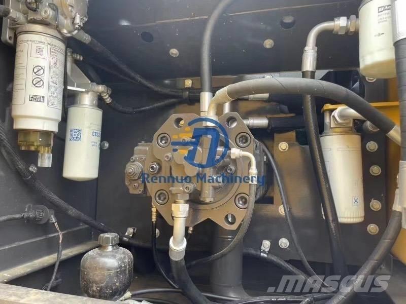 Volvo EC210 Crawler excavators