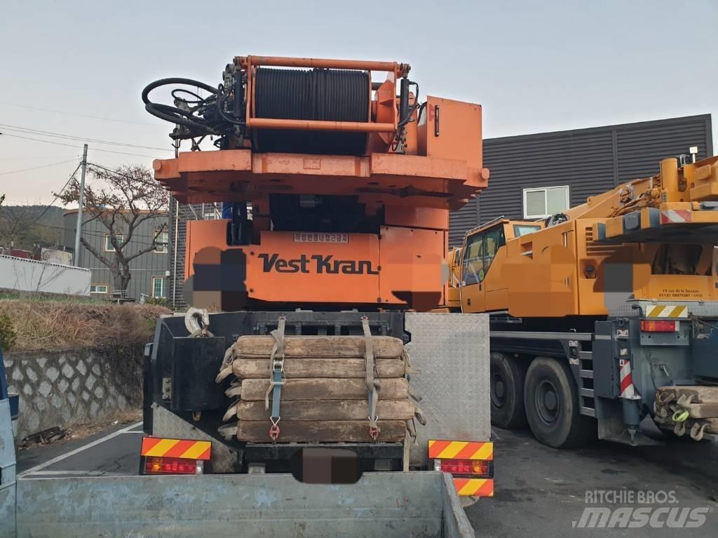 Demag AC 200 All terrain cranes