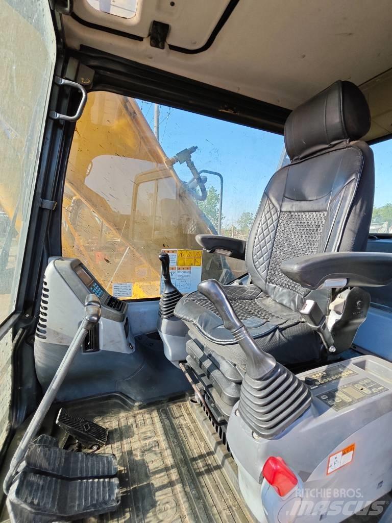 Komatsu PC 160 LC-7 Crawler excavators