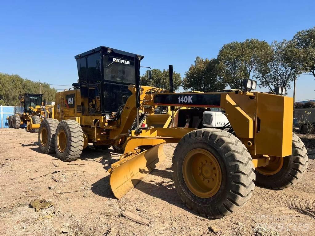 CAT 140K Graders