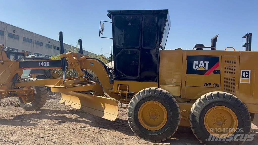 CAT 140K Graders