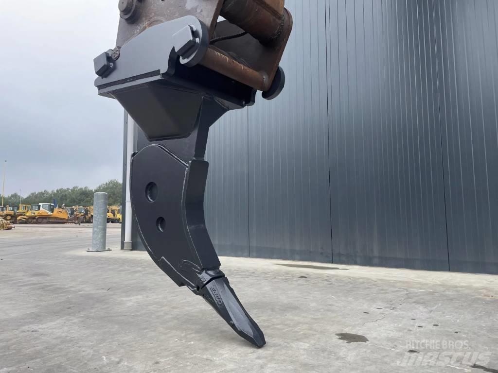  Smitma CW40 Scarifiers
