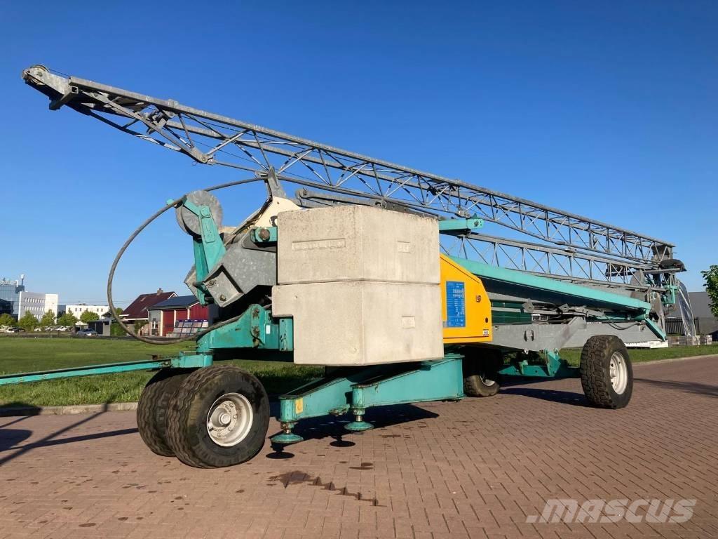 Cattaneo CM76B Self erecting cranes