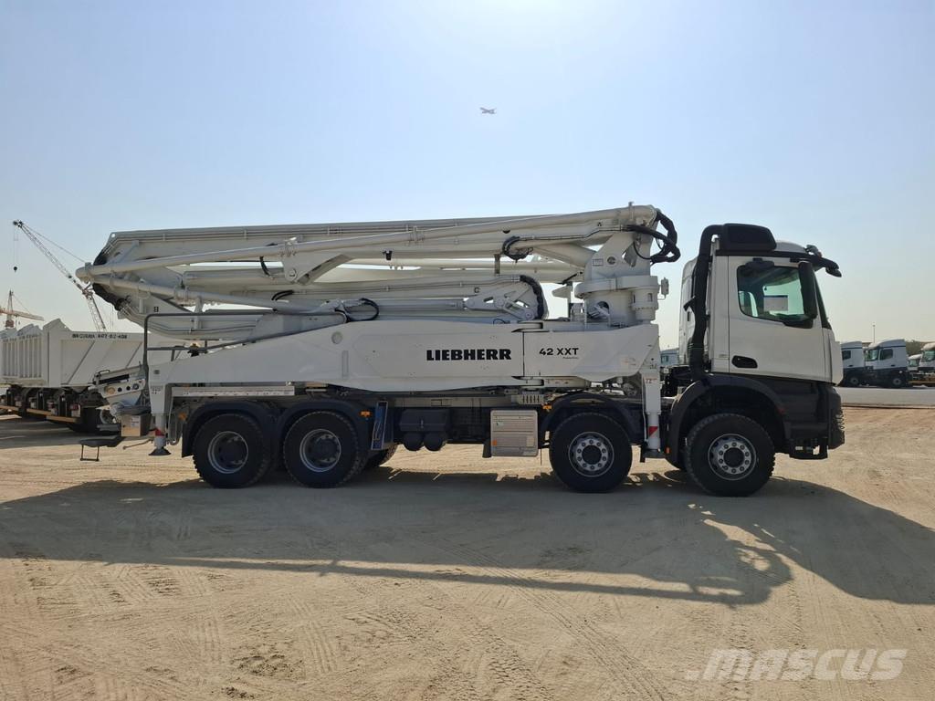 Liebherr THP 42 Concrete pump trucks