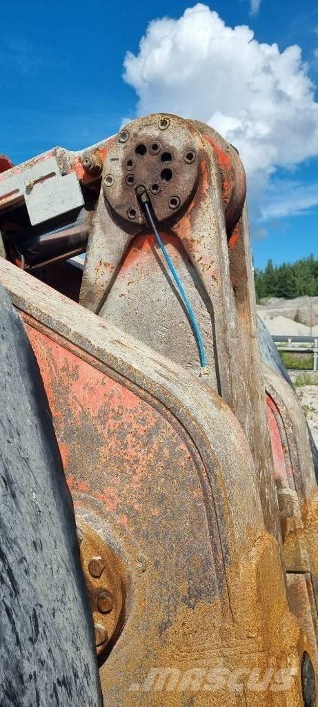 Sandvik LH 410 Underground Loaders
