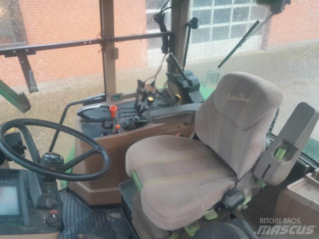 John Deere 7800 Tractors