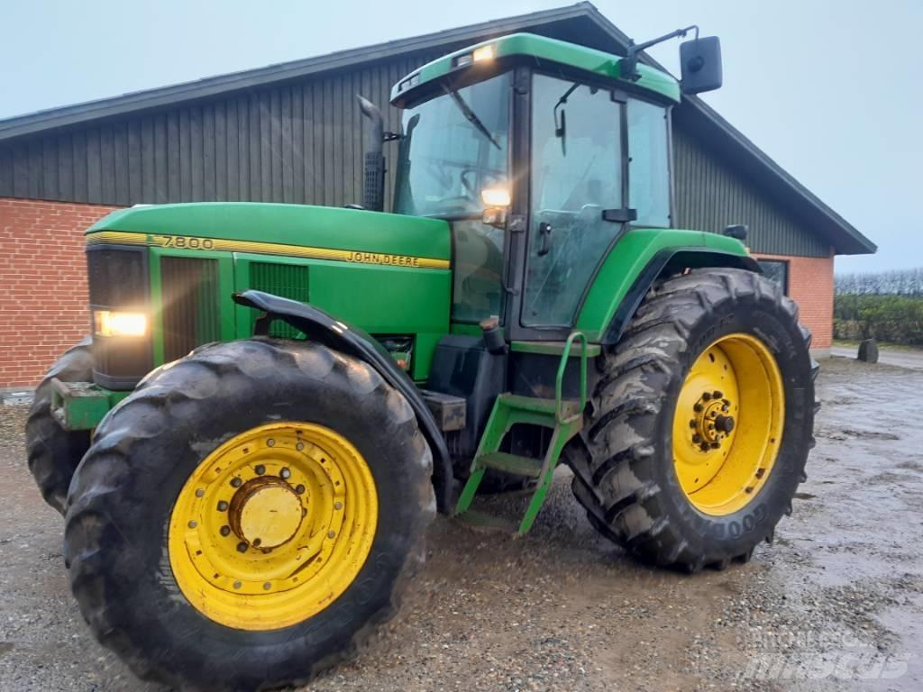John Deere 7800 Tractors