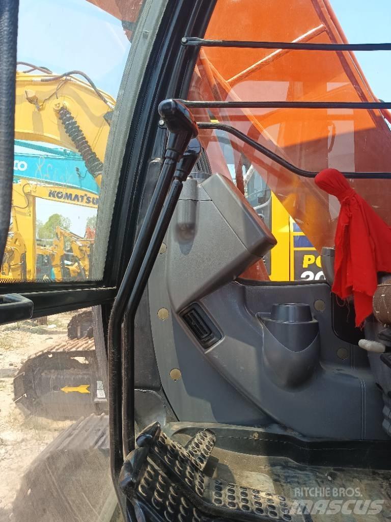 Hitachi ZX 120 Midi excavators  7t - 12t