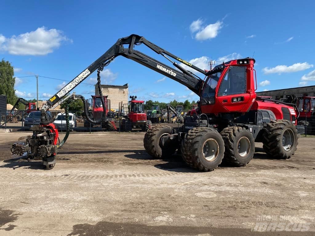 Komatsu 911 Harvesters