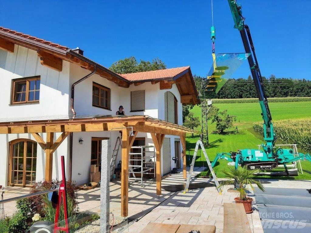 Maeda MK1033 Mini cranes