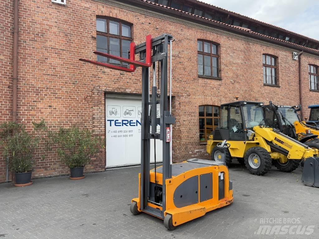 OMG 715 FS AC Electric forklift trucks