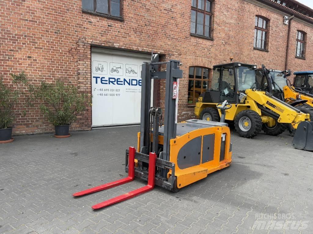 OMG 715 FS AC Electric forklift trucks