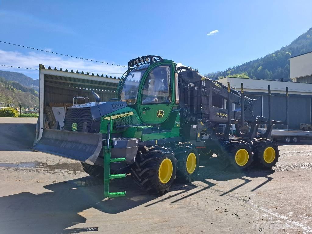 John Deere 910G Forwarders