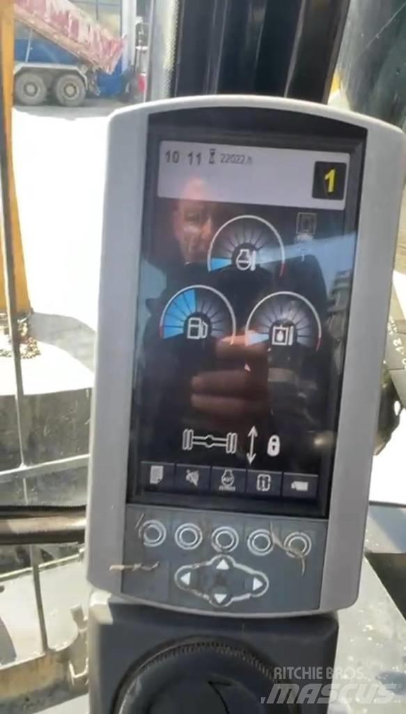 CAT 318D MH Material Handling - Others