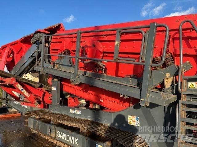 Sandvik QE 441 Mobile screeners
